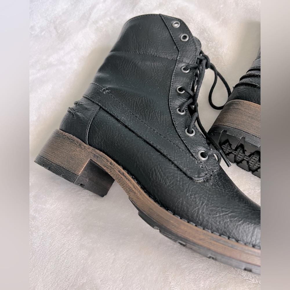 🖤Winter Ready! Nirvana Combat Boot by Crown Vintage - Picture 5 of 12